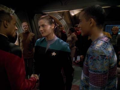 Star Trek: Deep Space Nine Screencaps "The Adversary" (S3:E26)