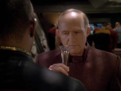 Star Trek: Deep Space Nine Screencaps "The Adversary" (S3:E26)
