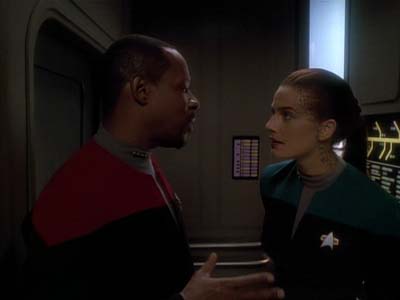 Star Trek: Deep Space Nine Screencaps "The Adversary" (S3:E26)