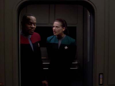 Star Trek: Deep Space Nine Screencaps "The Adversary" (S3:E26)