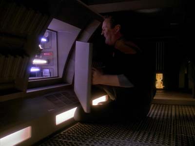 Star Trek: Deep Space Nine Screencaps "The Adversary" (S3:E26)