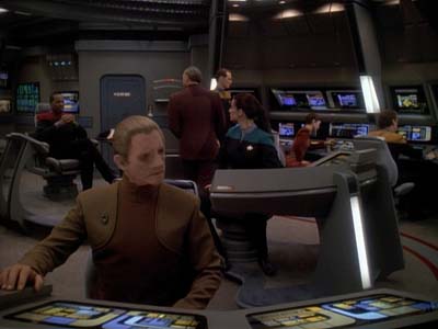 Star Trek: Deep Space Nine Screencaps "The Adversary" (S3:E26)