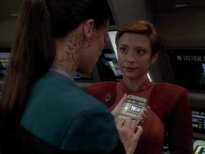 Star Trek: Deep Space Nine Screencaps "The Adversary" (S3:E26)