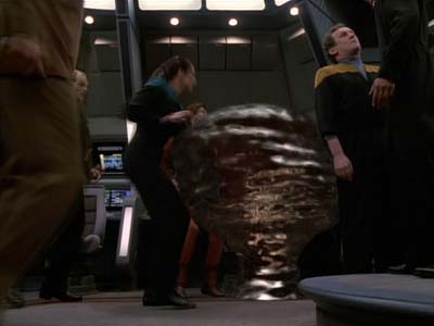 Star Trek: Deep Space Nine Screencaps "The Adversary" (S3:E26)