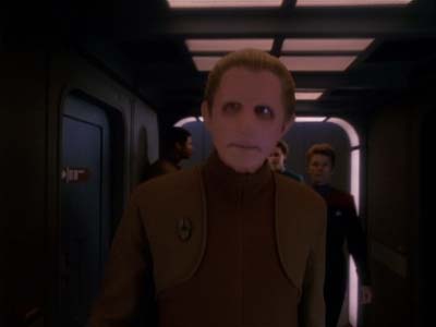 Star Trek: Deep Space Nine Screencaps "The Adversary" (S3:E26)
