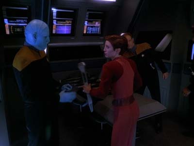 Star Trek: Deep Space Nine Screencaps "The Adversary" (S3:E26)