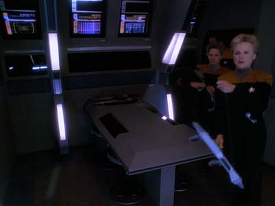 Star Trek: Deep Space Nine Screencaps "The Adversary" (S3:E26)