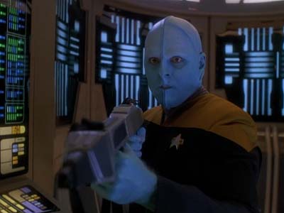 Star Trek: Deep Space Nine Screencaps "The Adversary" (S3:E26)