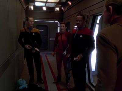 Star Trek: Deep Space Nine Screencaps "The Adversary" (S3:E26)