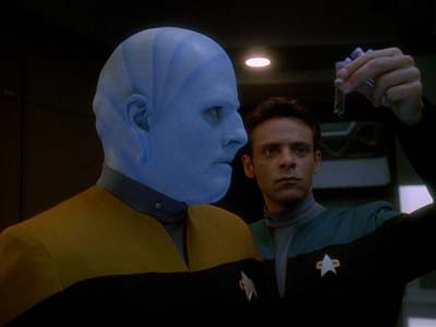 Star Trek: Deep Space Nine Screencaps "The Adversary" (S3:E26)