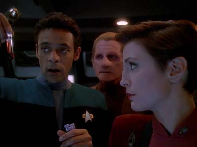 Star Trek: Deep Space Nine Screencaps "The Adversary" (S3:E26)
