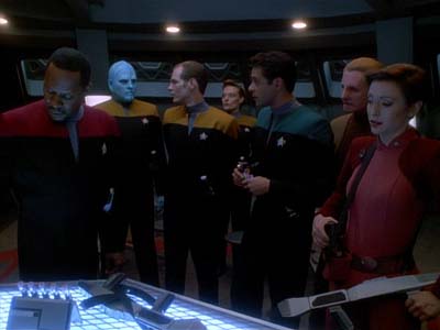 Star Trek: Deep Space Nine Screencaps "The Adversary" (S3:E26)