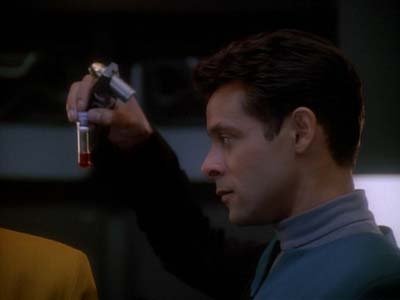 Star Trek: Deep Space Nine Screencaps "The Adversary" (S3:E26)