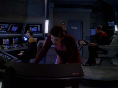 Star Trek: Deep Space Nine Screencaps "The Adversary" (S3:E26)
