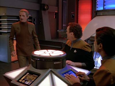 Star Trek: Deep Space Nine Screencaps "The Adversary" (S3:E26)