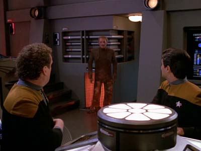 Star Trek: Deep Space Nine Screencaps "The Adversary" (S3:E26)