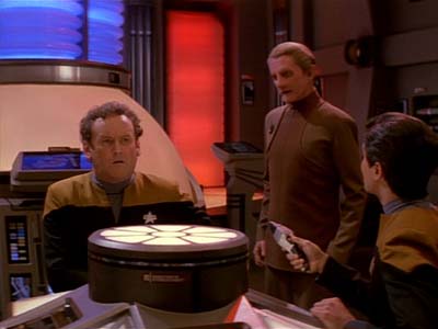 Star Trek: Deep Space Nine Screencaps "The Adversary" (S3:E26)