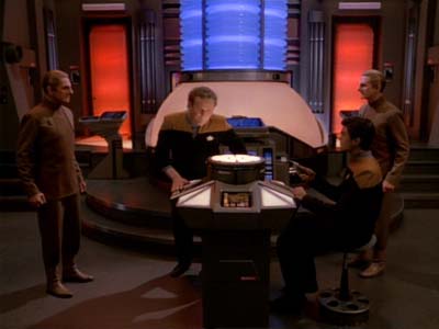 Star Trek: Deep Space Nine Screencaps "The Adversary" (S3:E26)