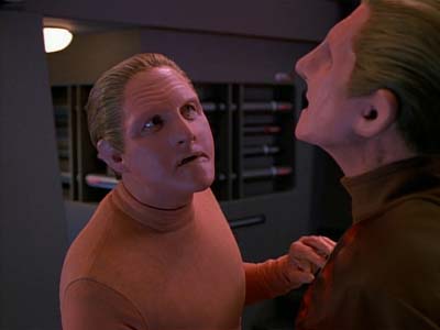 Star Trek: Deep Space Nine Screencaps "The Adversary" (S3:E26)