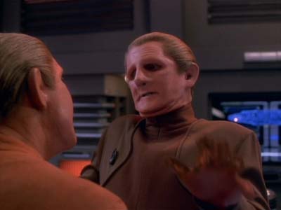 Star Trek: Deep Space Nine Screencaps "The Adversary" (S3:E26)