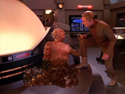 Star Trek: Deep Space Nine Screencaps "The Adversary" (S3:E26)