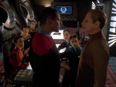 Star Trek: Deep Space Nine Screencaps "The Adversary" (S3:E26)