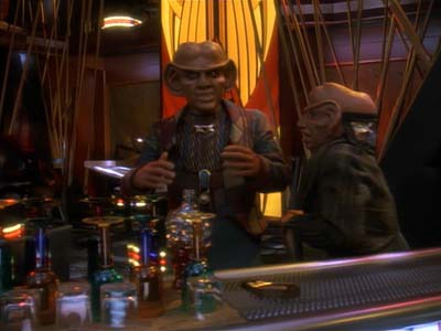 Star Trek: Deep Space Nine Screencaps "The House of Quark" (S3:E3)