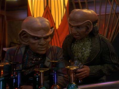 Star Trek: Deep Space Nine Screencaps "The House of Quark" (S3:E3)