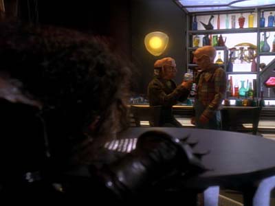 Star Trek: Deep Space Nine Screencaps "The House of Quark" (S3:E3)
