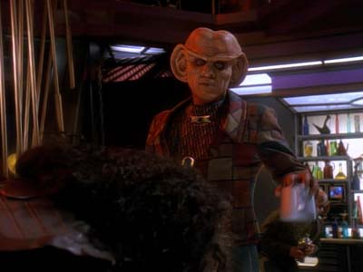 Star Trek: Deep Space Nine Screencaps "The House of Quark" (S3:E3)