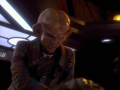 Star Trek: Deep Space Nine Screencaps "The House of Quark" (S3:E3)