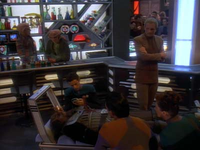 Star Trek: Deep Space Nine Screencaps "The House of Quark" (S3:E3)
