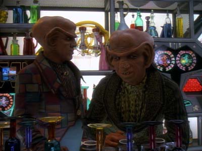 Star Trek: Deep Space Nine Screencaps "The House of Quark" (S3:E3)