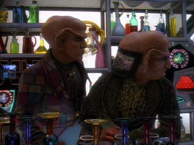 Star Trek: Deep Space Nine Screencaps "The House of Quark" (S3:E3)