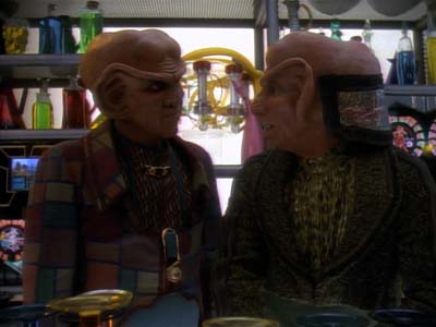 Star Trek: Deep Space Nine Screencaps "The House of Quark" (S3:E3)
