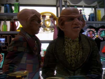 Star Trek: Deep Space Nine Screencaps "The House of Quark" (S3:E3)