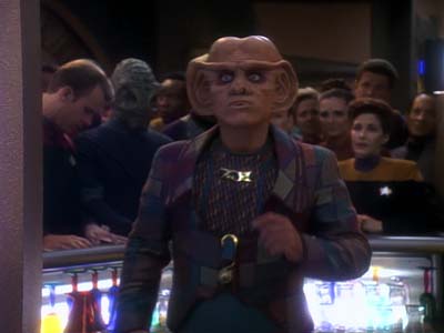 Star Trek: Deep Space Nine Screencaps "The House of Quark" (S3:E3)
