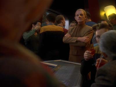 Star Trek: Deep Space Nine Screencaps "The House of Quark" (S3:E3)