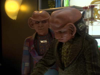 Star Trek: Deep Space Nine Screencaps "The House of Quark" (S3:E3)