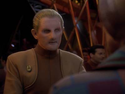 Star Trek: Deep Space Nine Screencaps "The House of Quark" (S3:E3)