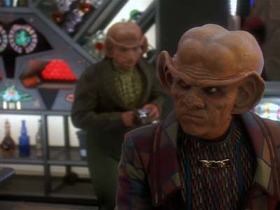 Star Trek: Deep Space Nine Screencaps "The House of Quark" (S3:E3)
