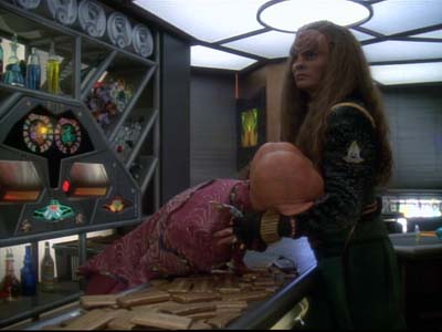 Star Trek: Deep Space Nine Screencaps "The House of Quark" (S3:E3)