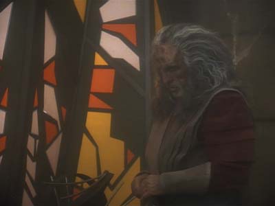 Star Trek: Deep Space Nine Screencaps "The House of Quark" (S3:E3)