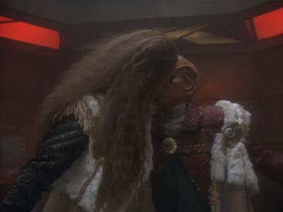 Star Trek: Deep Space Nine Screencaps "The House of Quark" (S3:E3)