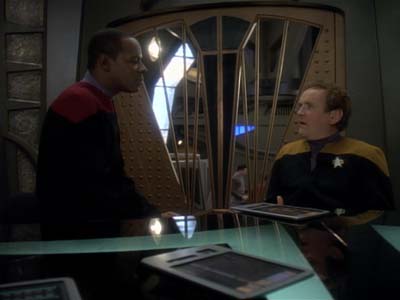 Star Trek: Deep Space Nine Screencaps "The House of Quark" (S3:E3)