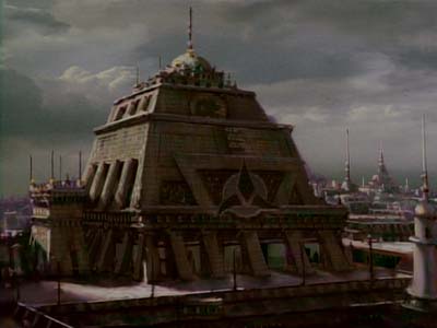 Star Trek: Deep Space Nine Screencaps "The House of Quark" (S3:E3)