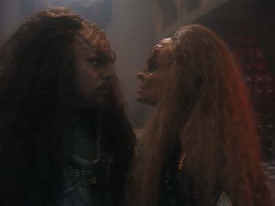 Star Trek: Deep Space Nine Screencaps "The House of Quark" (S3:E3)
