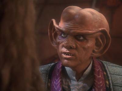 Star Trek: Deep Space Nine Screencaps "The House of Quark" (S3:E3)