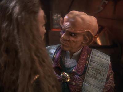 Star Trek: Deep Space Nine Screencaps "The House of Quark" (S3:E3)