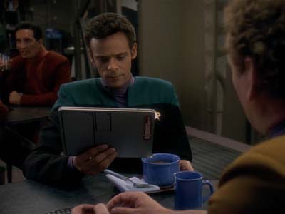 Star Trek: Deep Space Nine Screencaps "The House of Quark" (S3:E3)